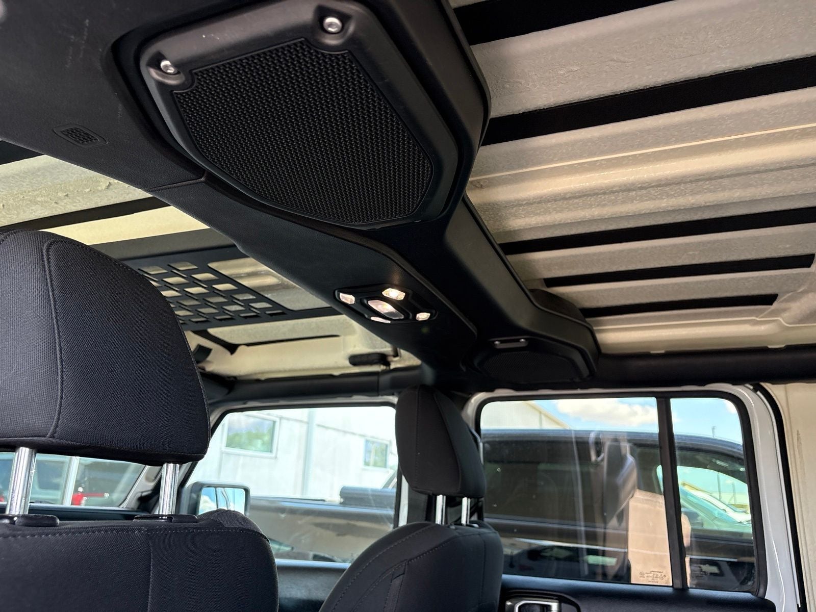 2020 Jeep Wrangler Unlimited Sahara 4x4