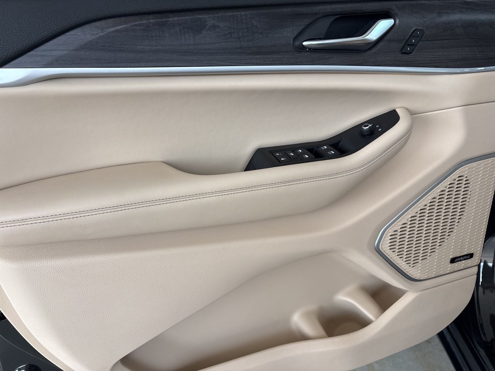 2022 Jeep Grand Cherokee L Limited 4x2