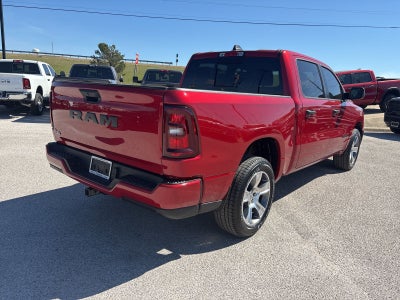 2026 RAM Ram 1500 Express Crew Cab 4x2 5'7' Box