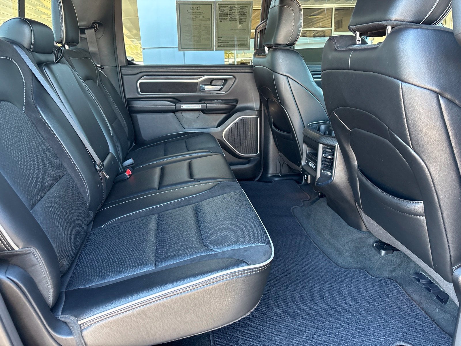 2024 RAM Ram 1500 Laramie Crew Cab 4x2 5'7' Box