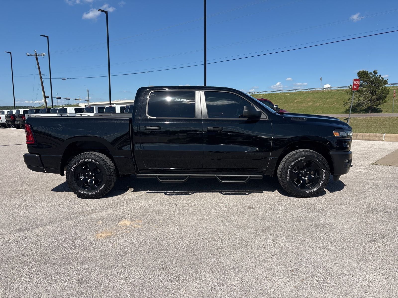 2025 RAM Ram 1500 Warlock Crew Cab 4x4 5'7' Box