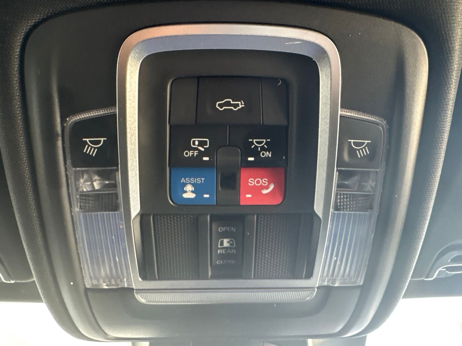 2019 RAM Ram 1500 Laramie Crew Cab 4x4 5'7' Box