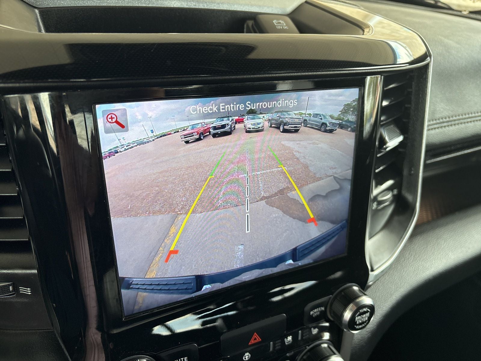 2022 RAM Ram 1500 Laramie Crew Cab 4x4 5'7' Box