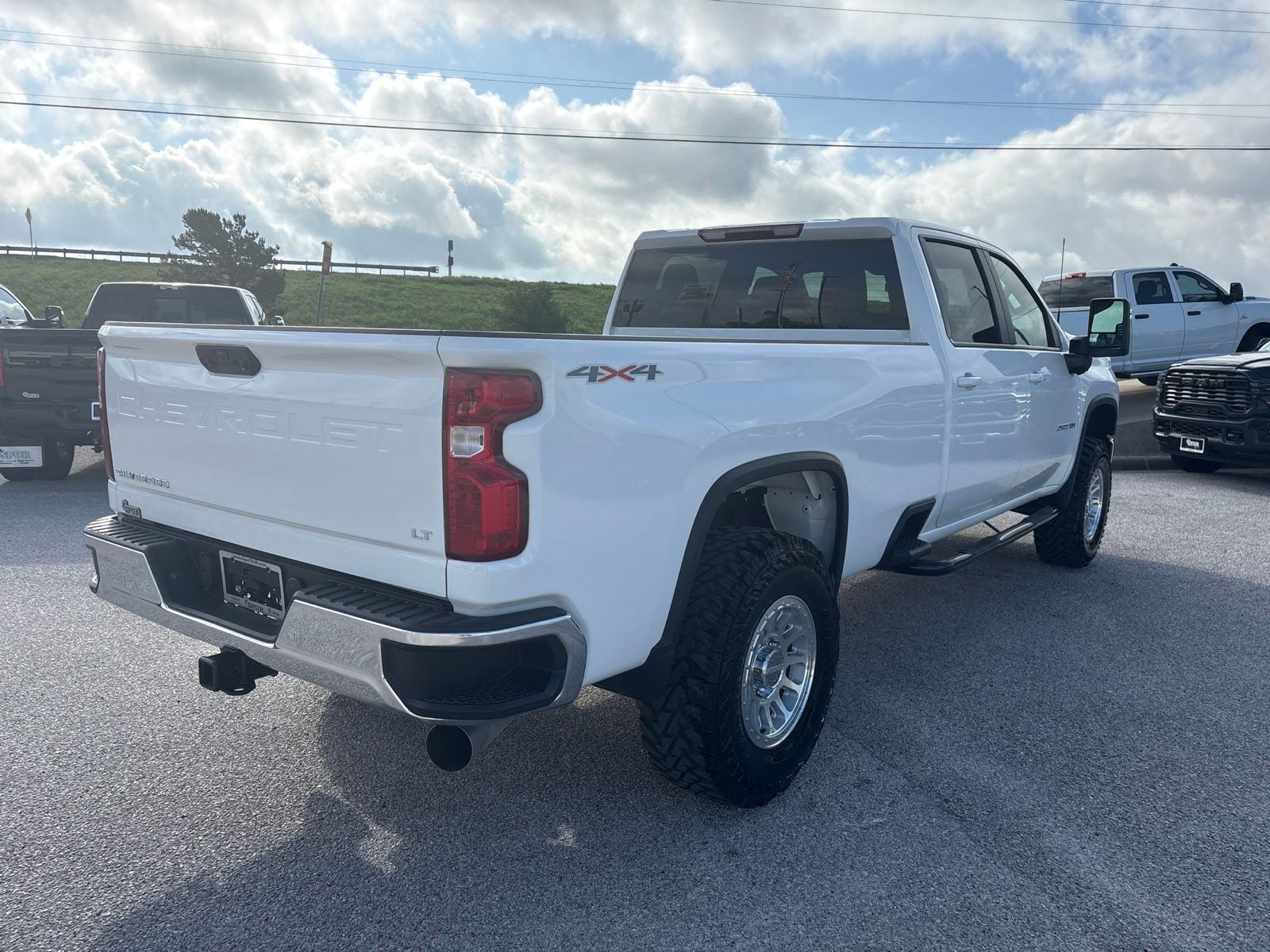 2025 Chevrolet Silverado 2500HD 4WD Crew Cab Long Bed LT