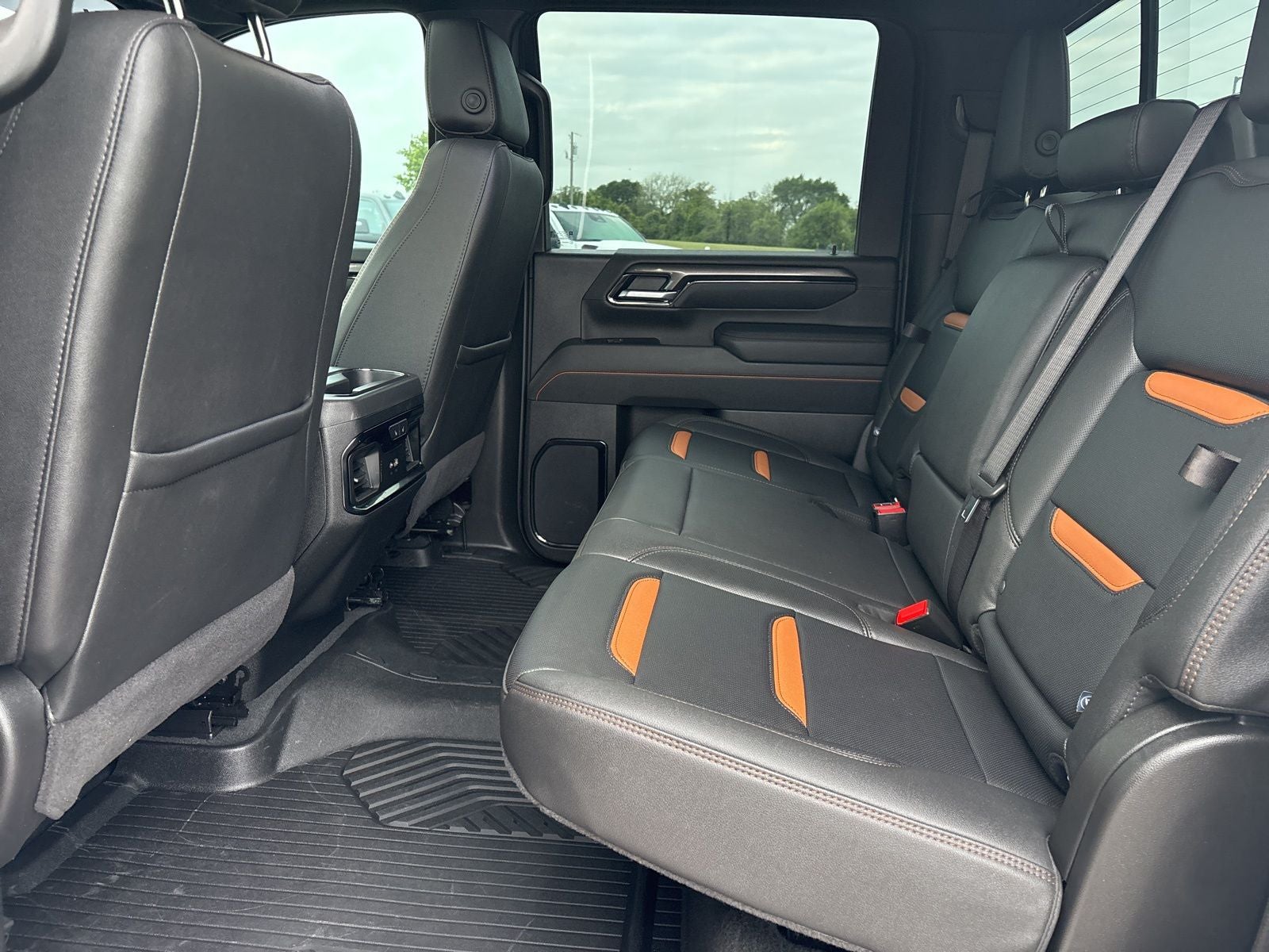 2026 GMC Sierra 2500HD Crew Cab, Standard Bed, AT4, 4WD