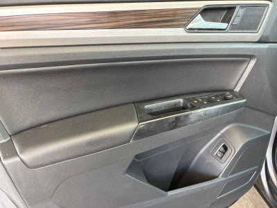 2021 Volkswagen Atlas 3.6L V6 SE w/Technology