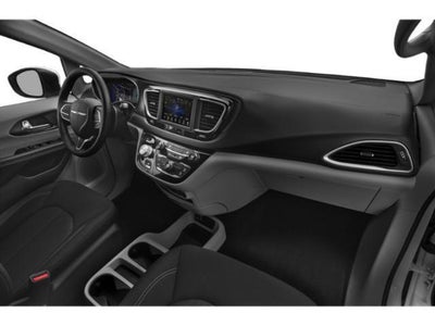 2020 Chrysler Voyager LX