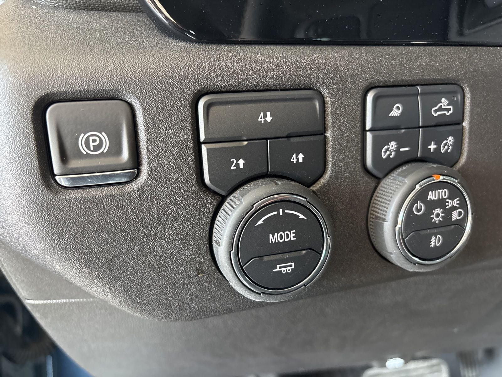 2025 Chevrolet Silverado 2500HD 4WD Crew Cab Standard Bed LT