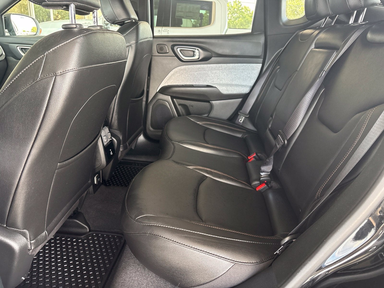 2024 Jeep Compass Latitude Lux FWD