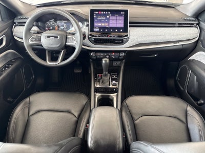 2024 Jeep Compass Latitude Lux FWD