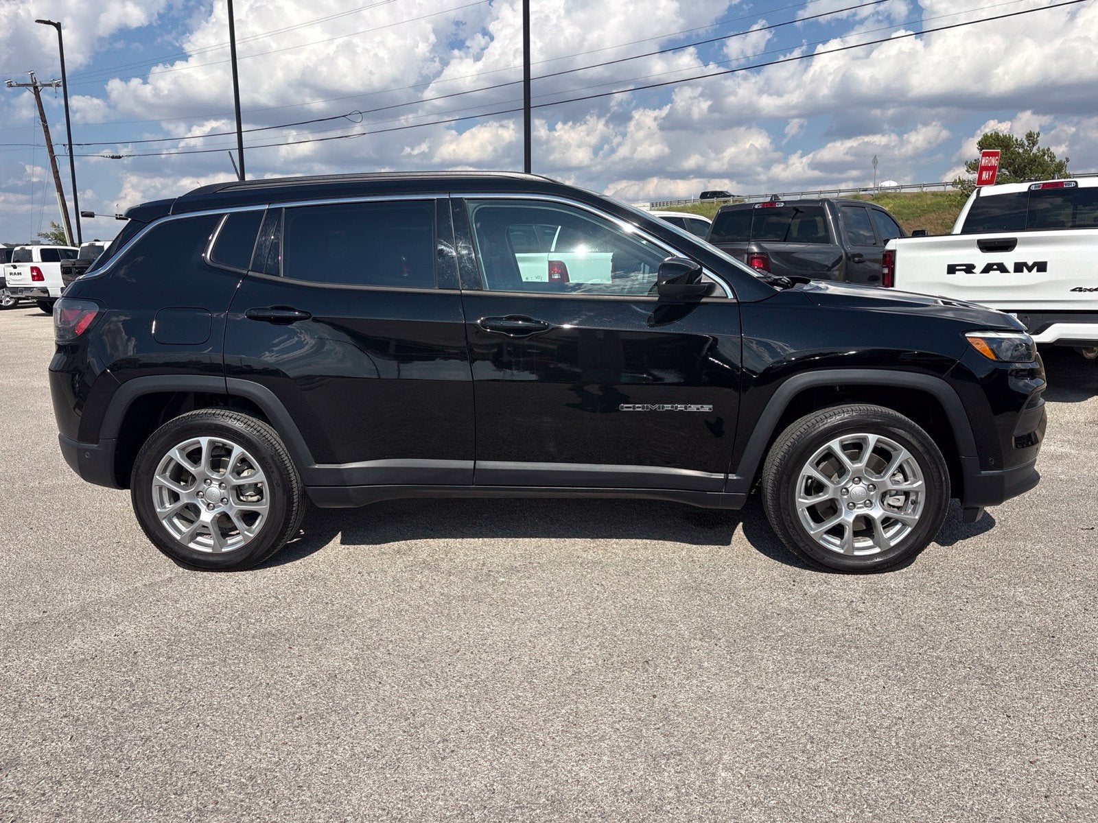 2024 Jeep Compass Latitude Lux FWD