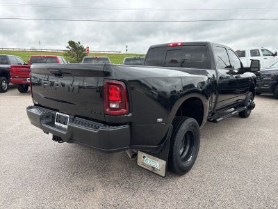 2025 RAM Ram 3500 Tradesman Crew Cab 4x4 8' Box