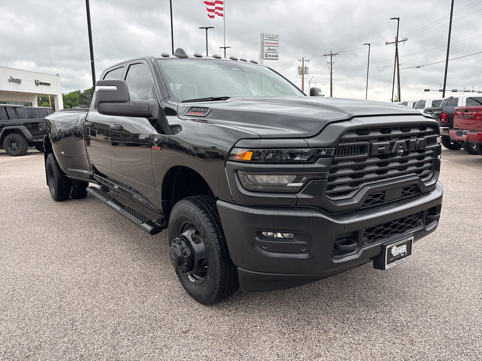 2025 RAM Ram 3500 Tradesman Crew Cab 4x4 8' Box