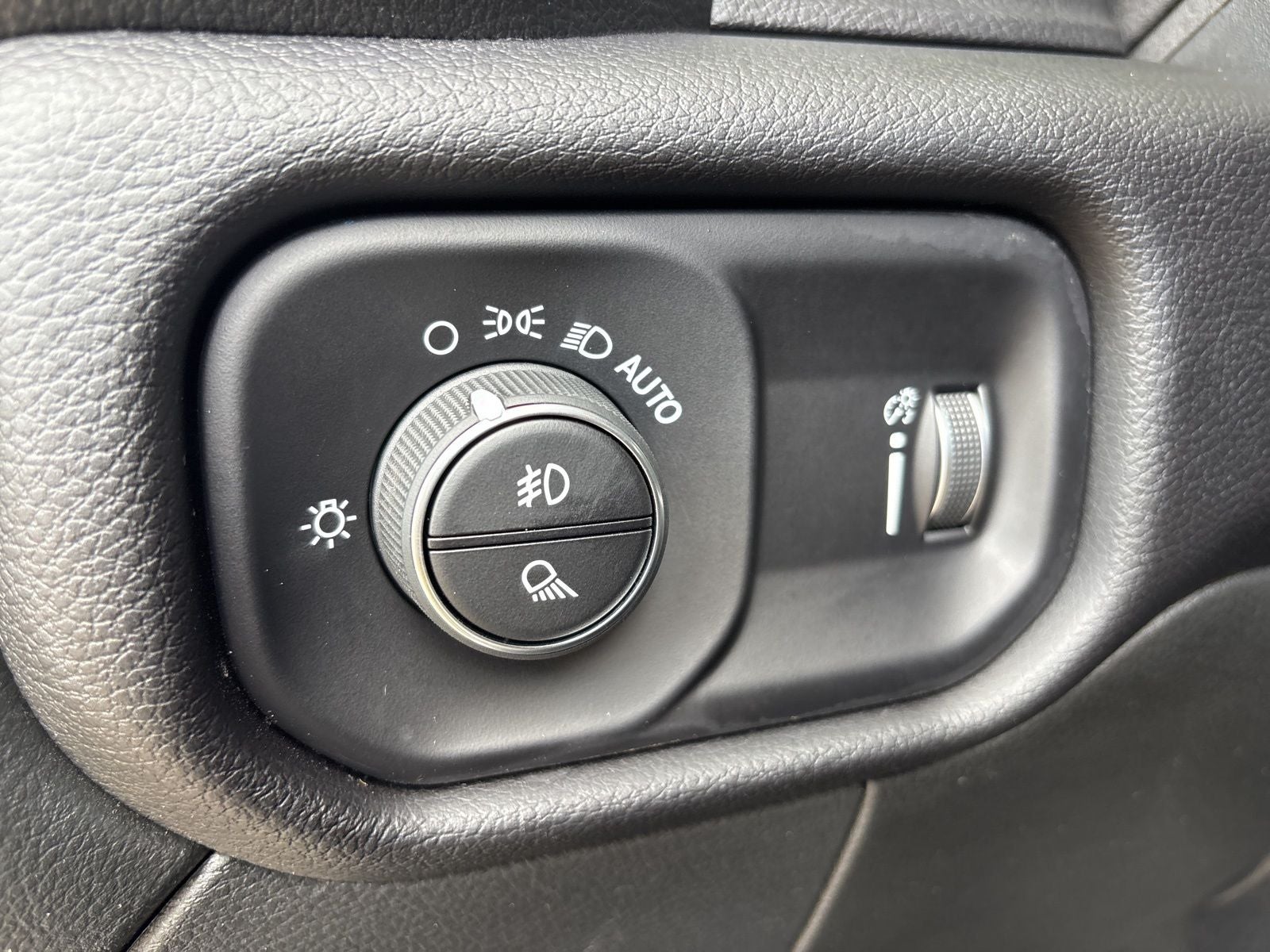 2024 RAM Ram 3500 Big Horn Crew Cab 4x4 8' Box