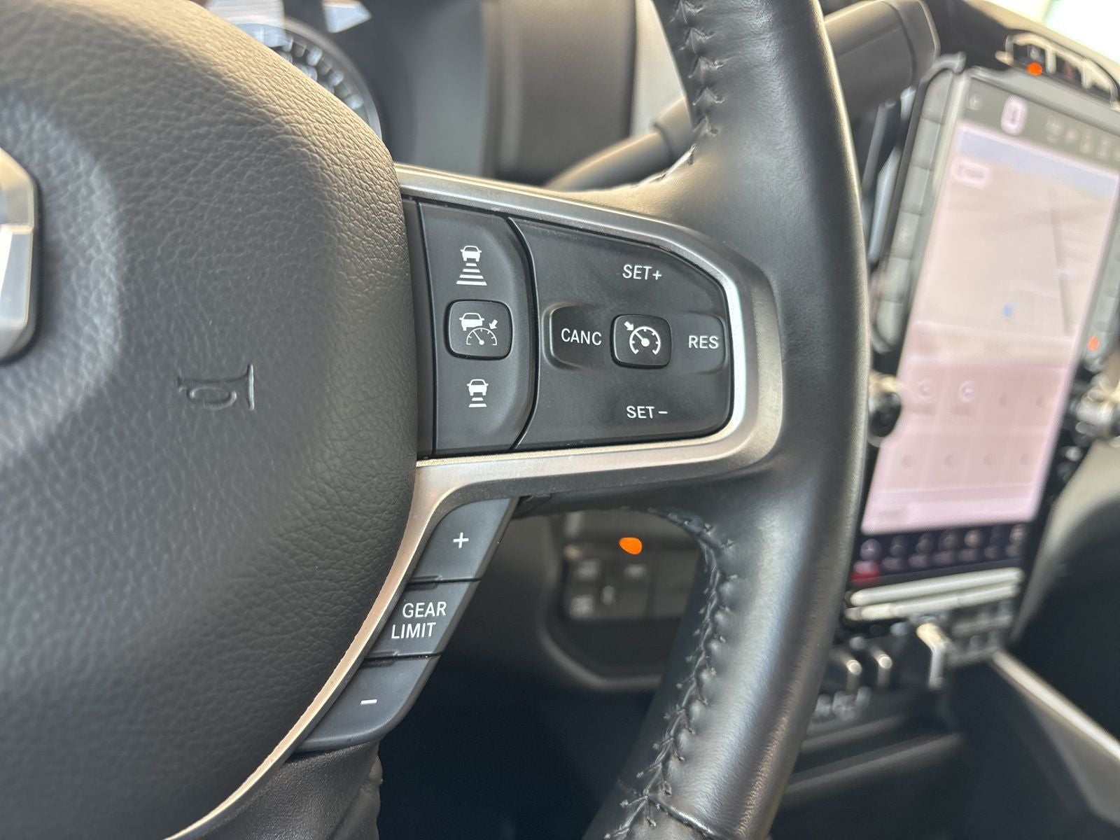 2024 RAM Ram 3500 Big Horn Crew Cab 4x4 8' Box