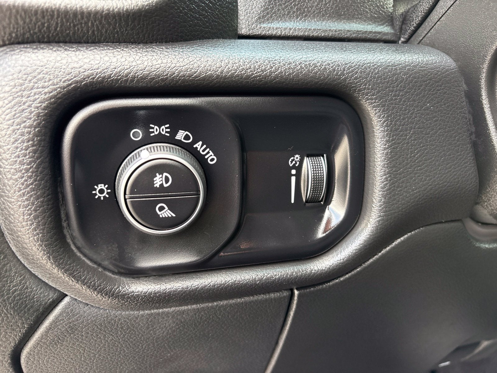 2024 RAM Ram 2500 Tradesman Crew Cab 4x4 6'4' Box