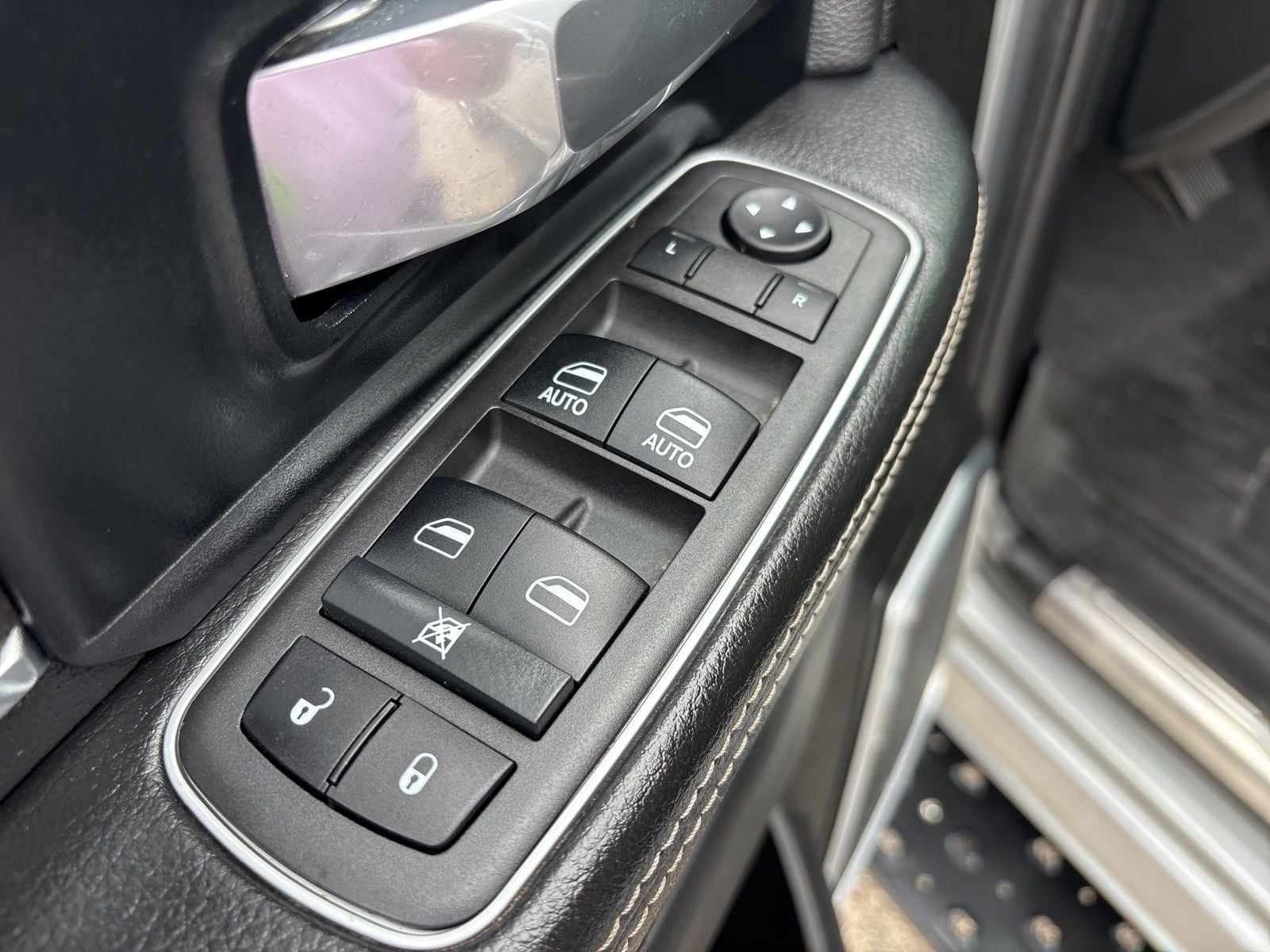 2022 RAM Ram 2500 Laramie Crew Cab 4x4 6'4' Box