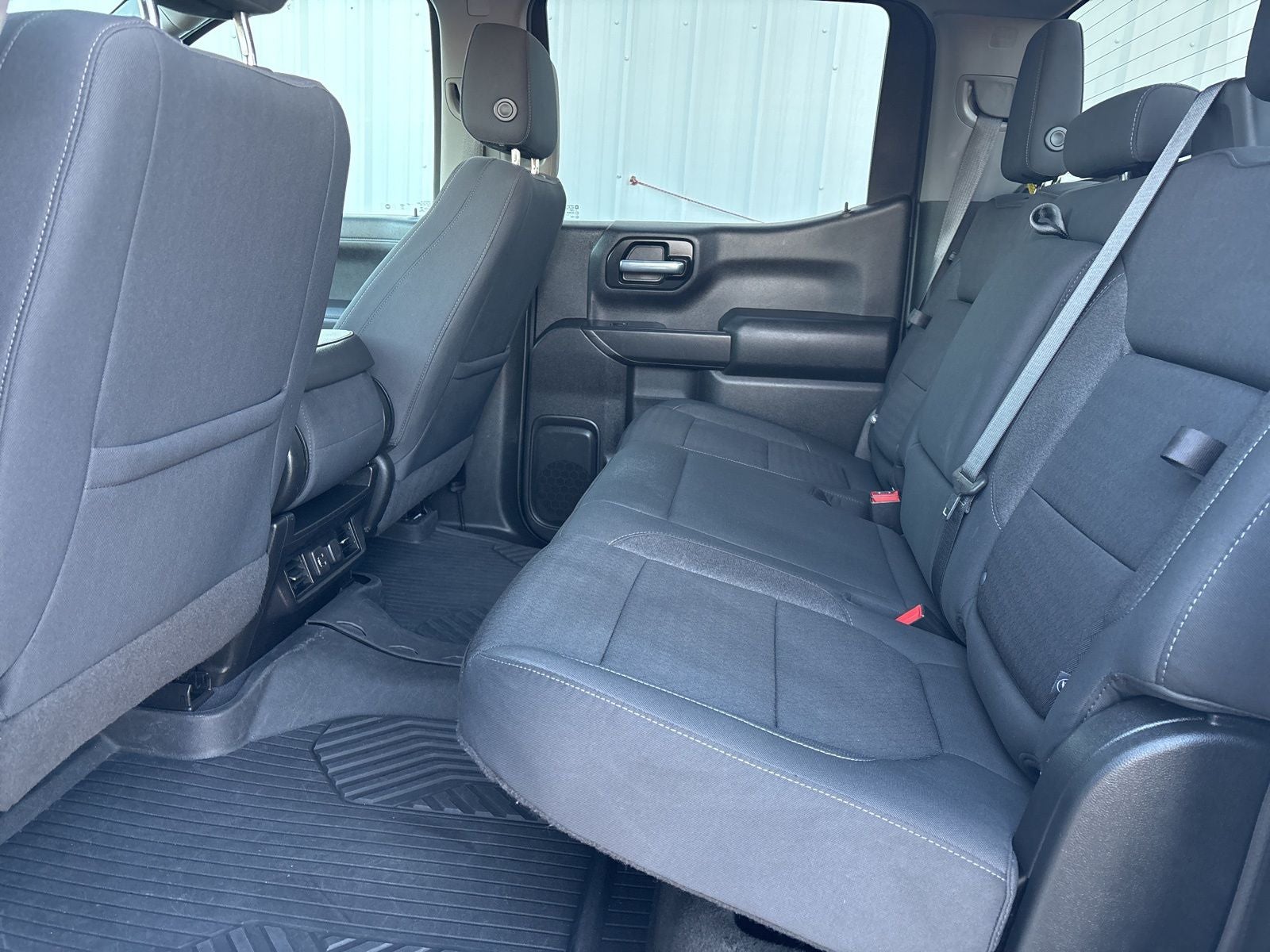 2021 Chevrolet Silverado 1500 4WD Crew Cab Short Bed LT