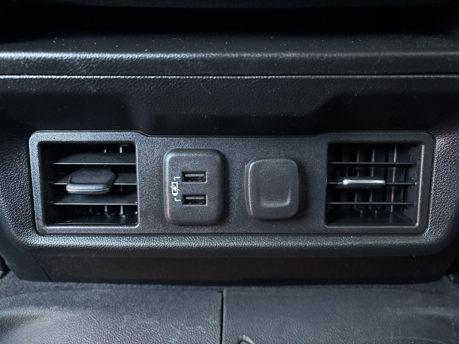 2021 Chevrolet Silverado 1500 4WD Crew Cab Short Bed LT