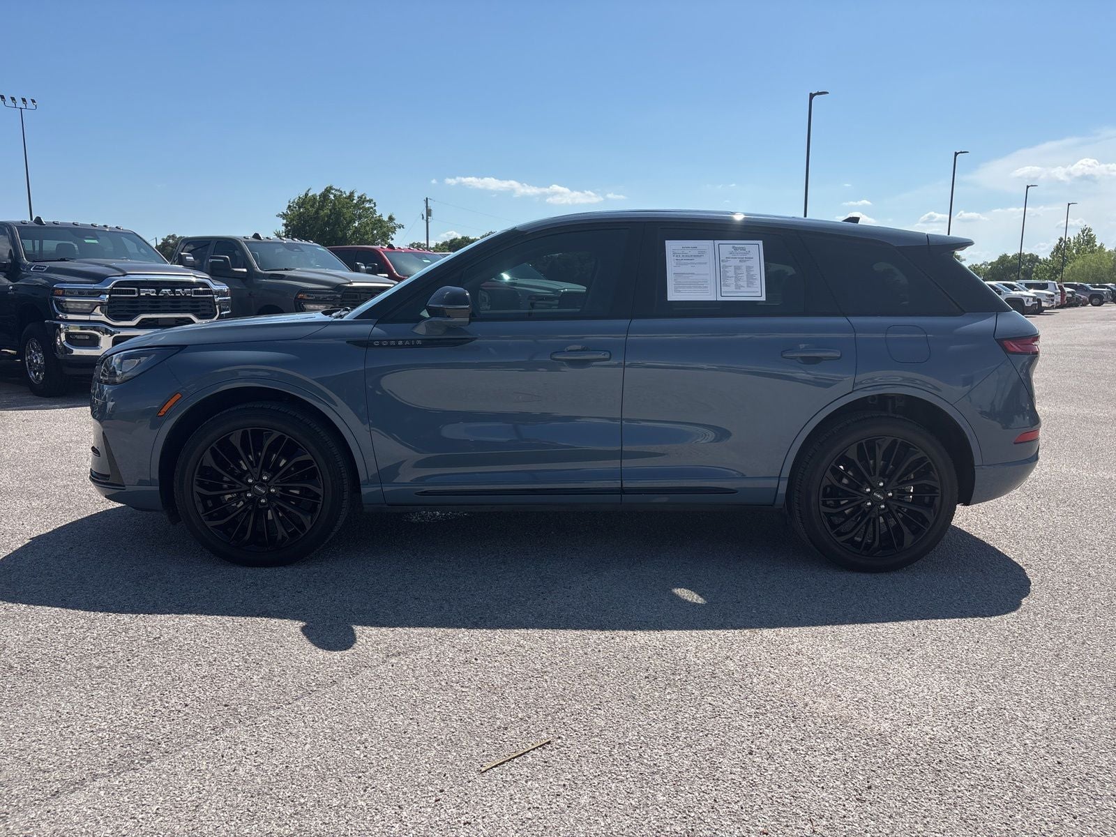 2023 Lincoln Corsair Standard