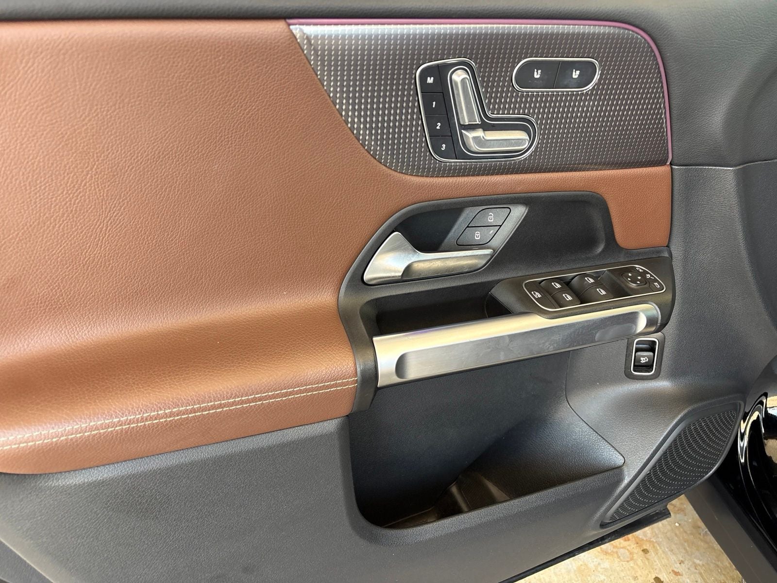 2023 Mercedes-Benz GLB 250 4MATIC®
