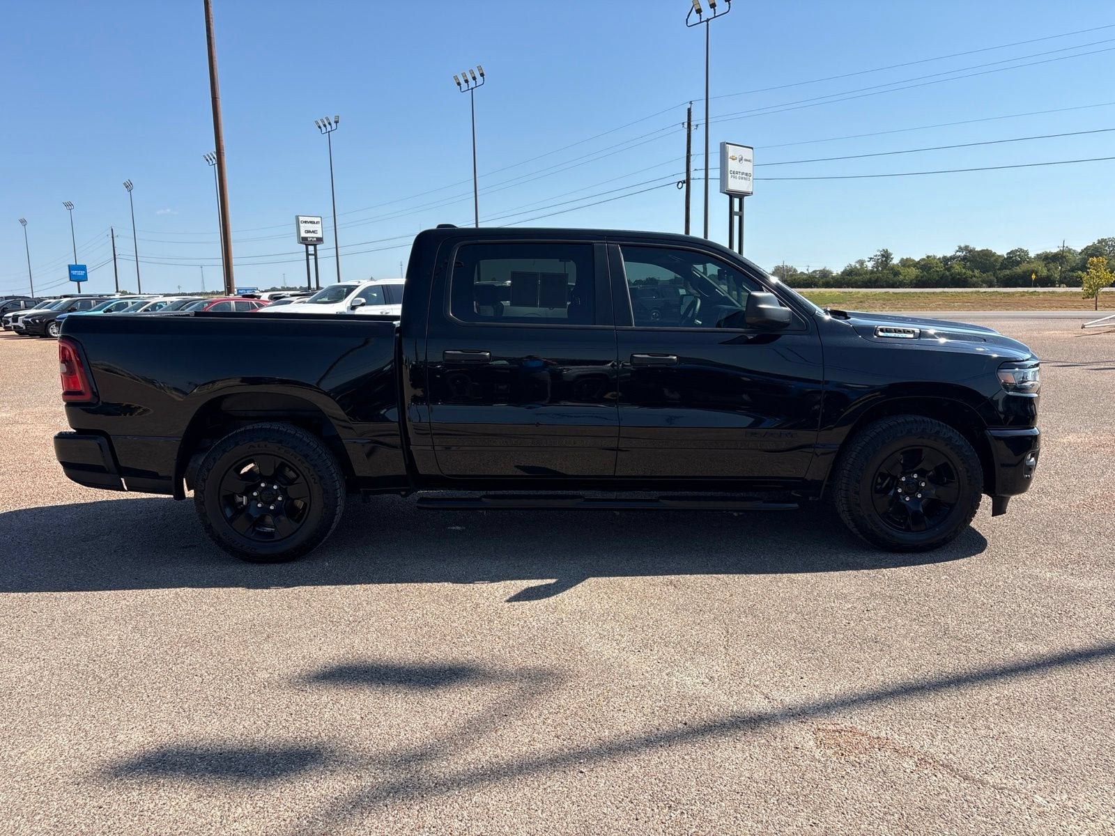 2025 RAM 1500 Tradesman Crew Cab 4x2 5'7" Box