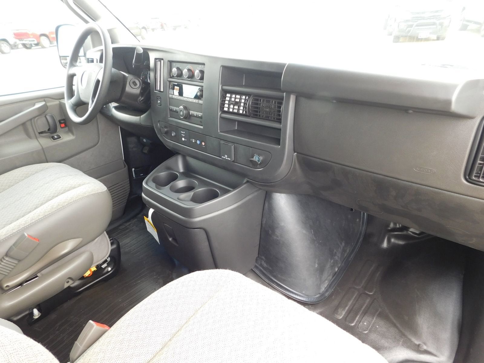 2024 Chevrolet Express Cargo 2500 WT