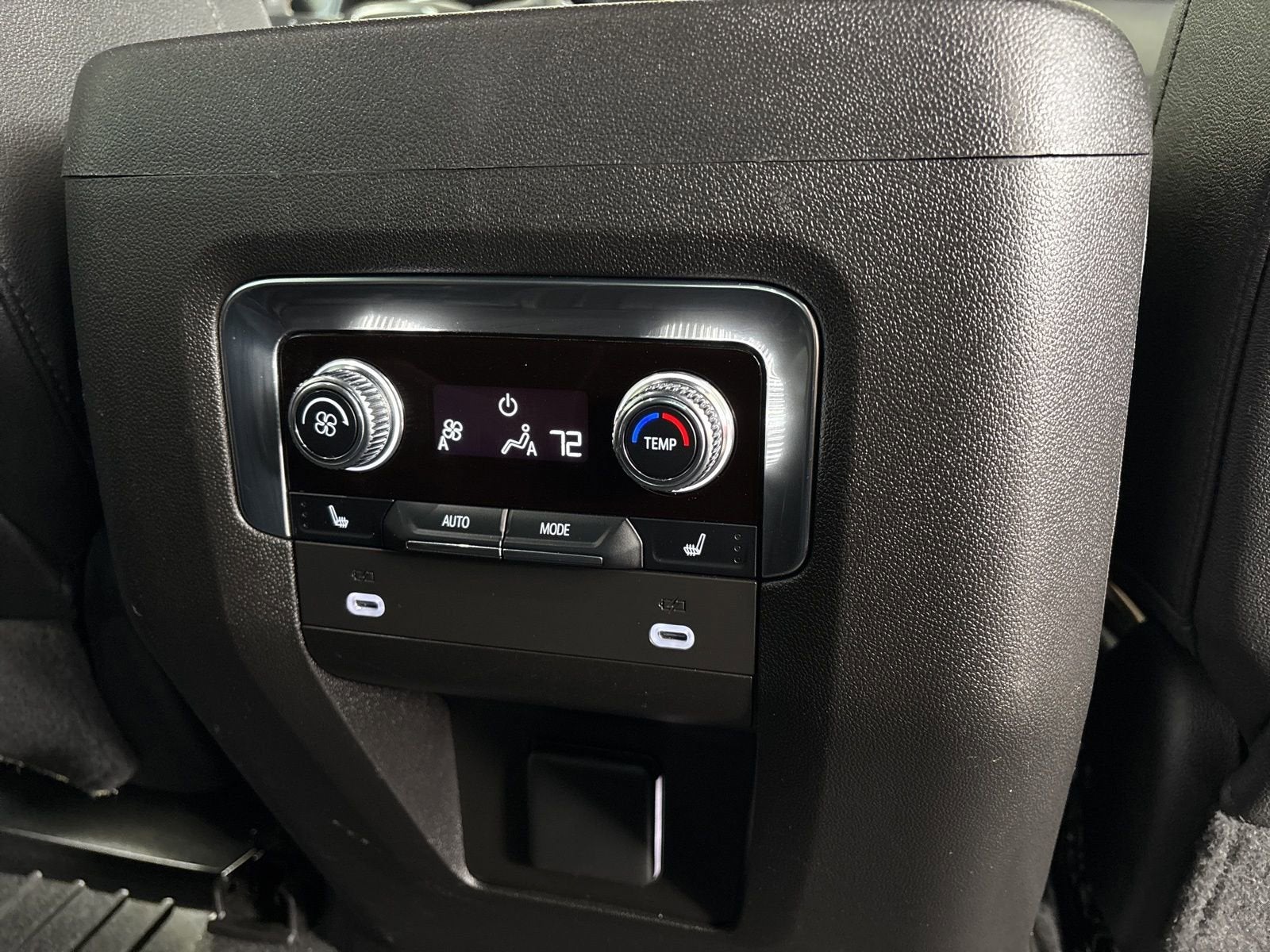 2022 GMC Yukon AT4