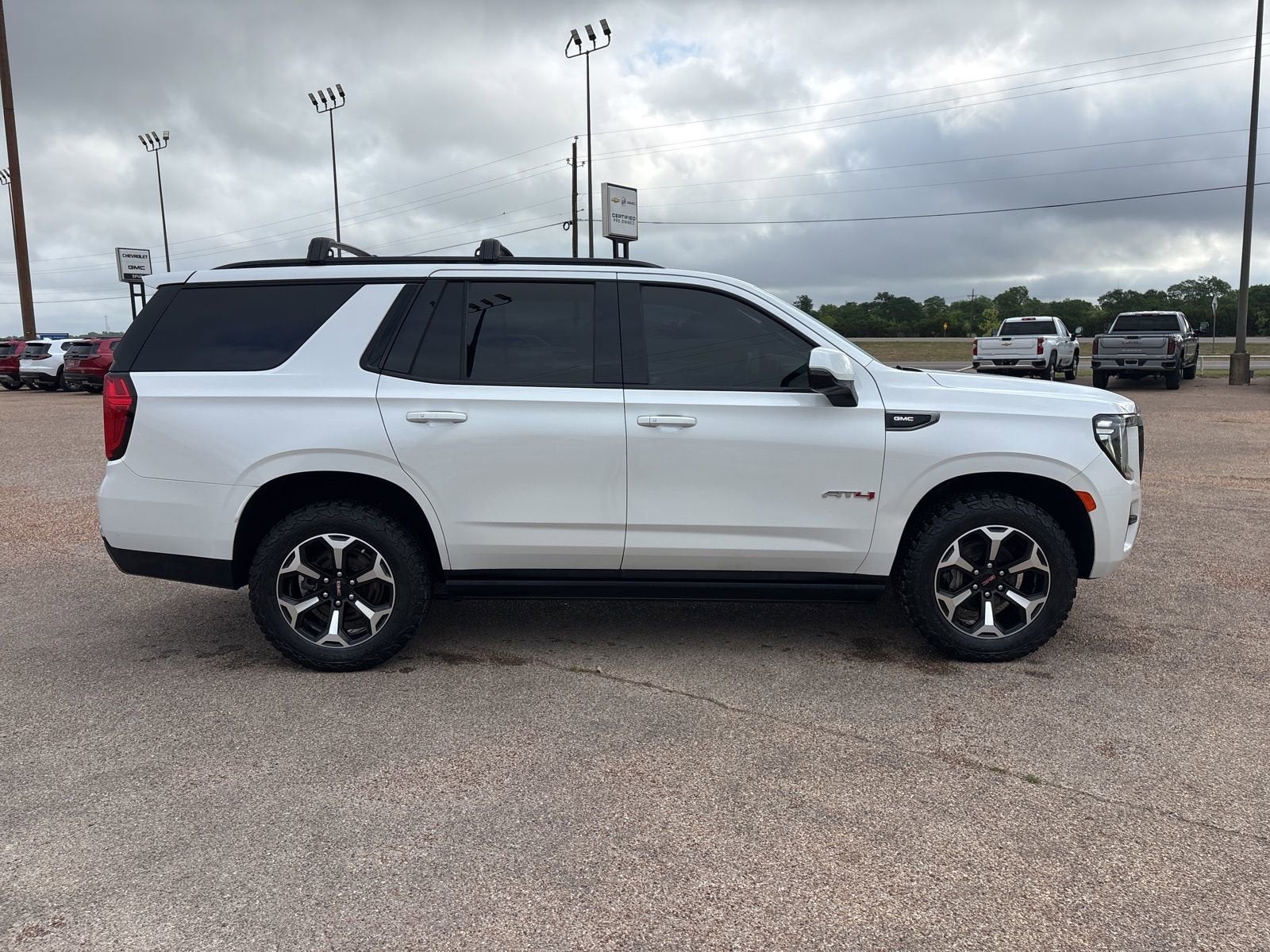 2022 GMC Yukon AT4