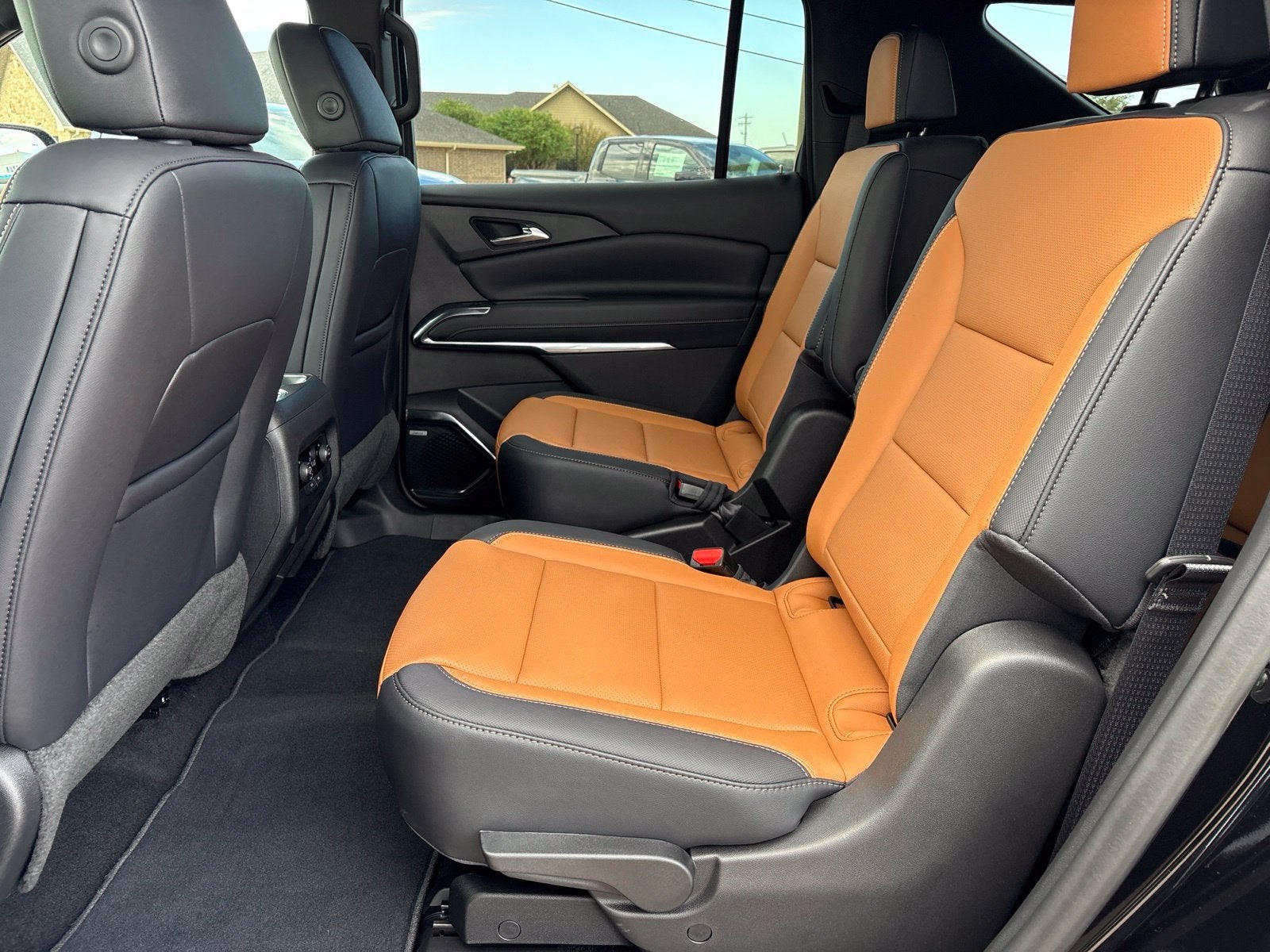 2027 Chevrolet Traverse Z71 - Photo 18