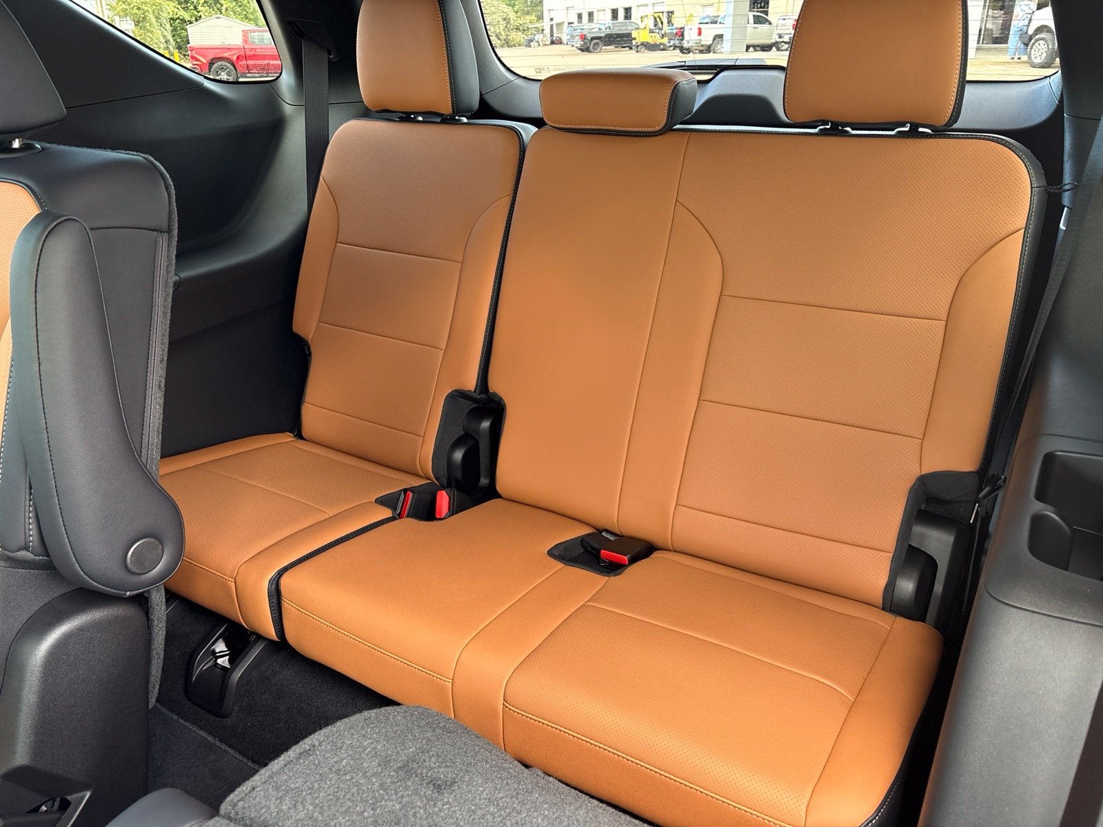 2027 Chevrolet Traverse Z71 - Photo 19