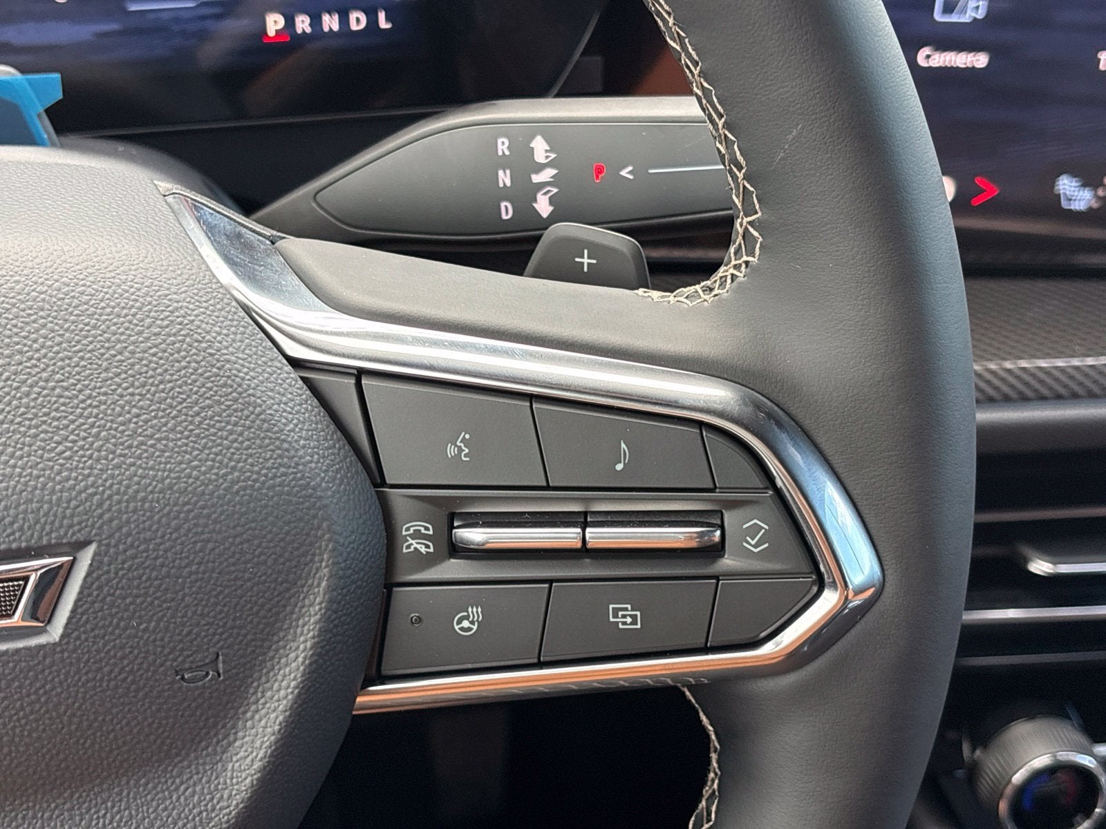 2027 Chevrolet Traverse Z71 - Photo 42