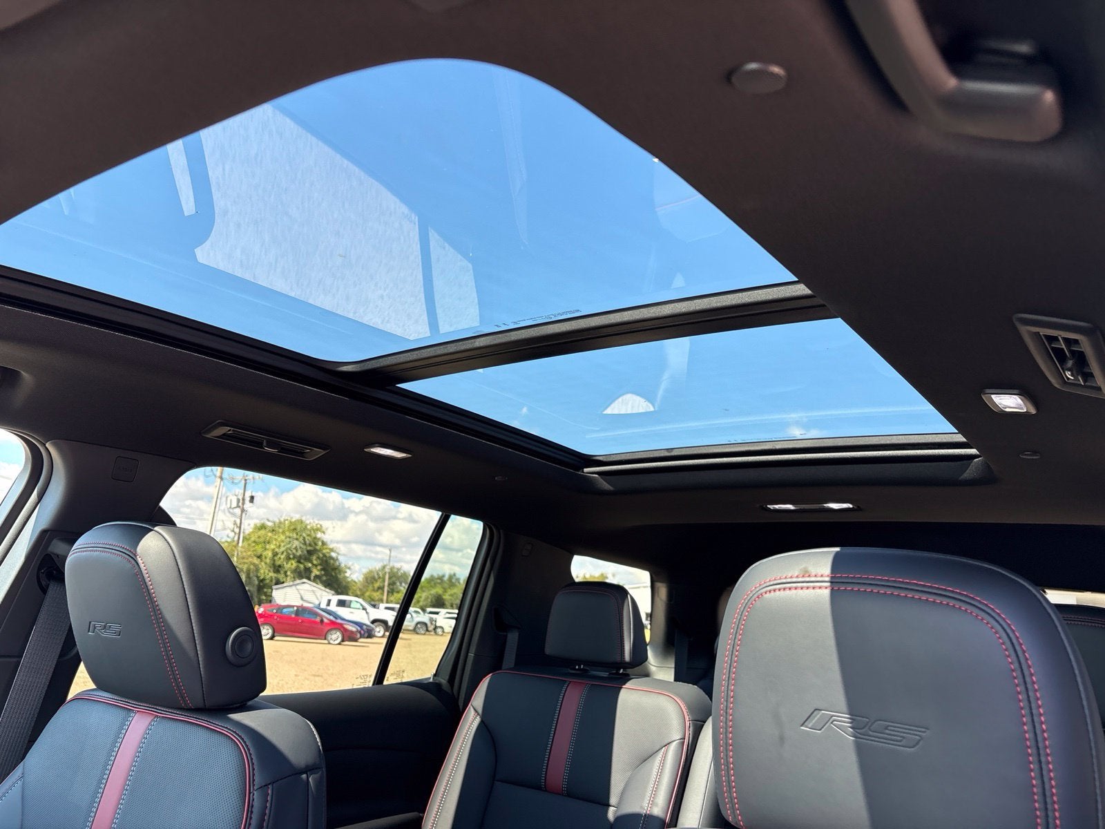 2027 Chevrolet Traverse RS