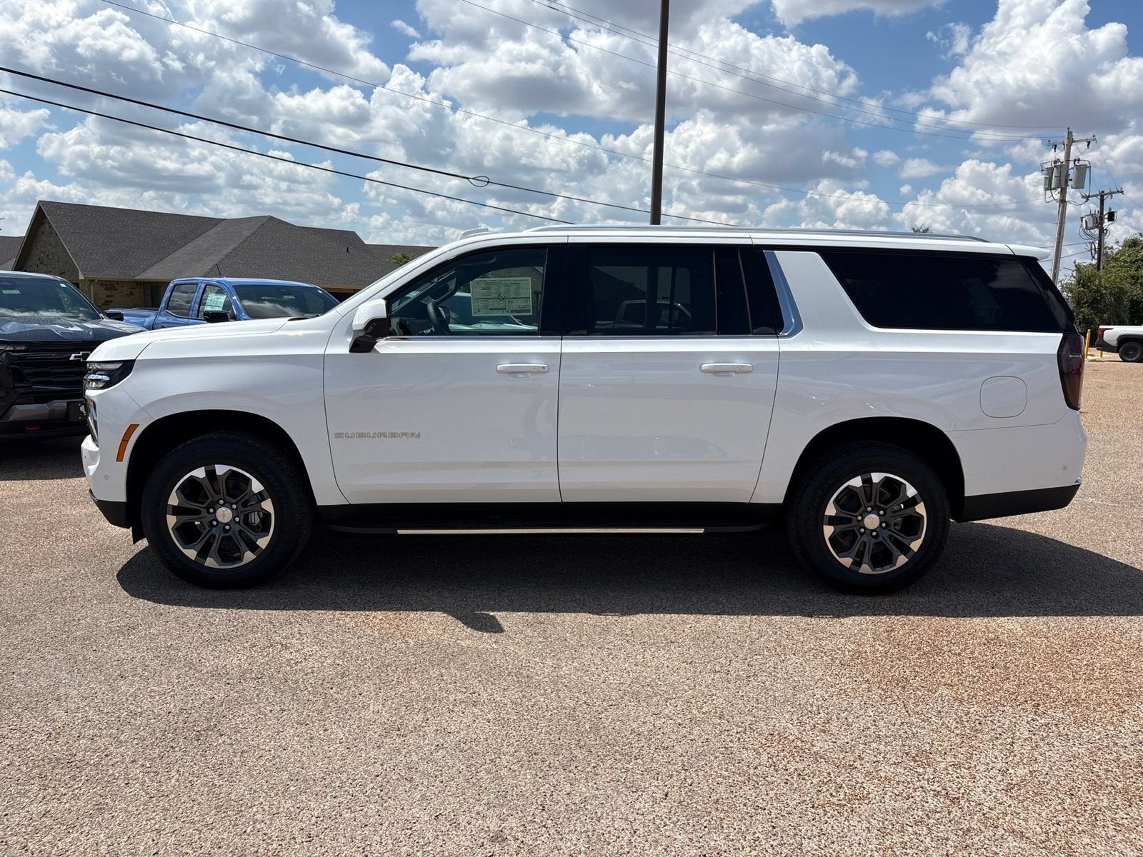 2026 Chevrolet Suburban LS
