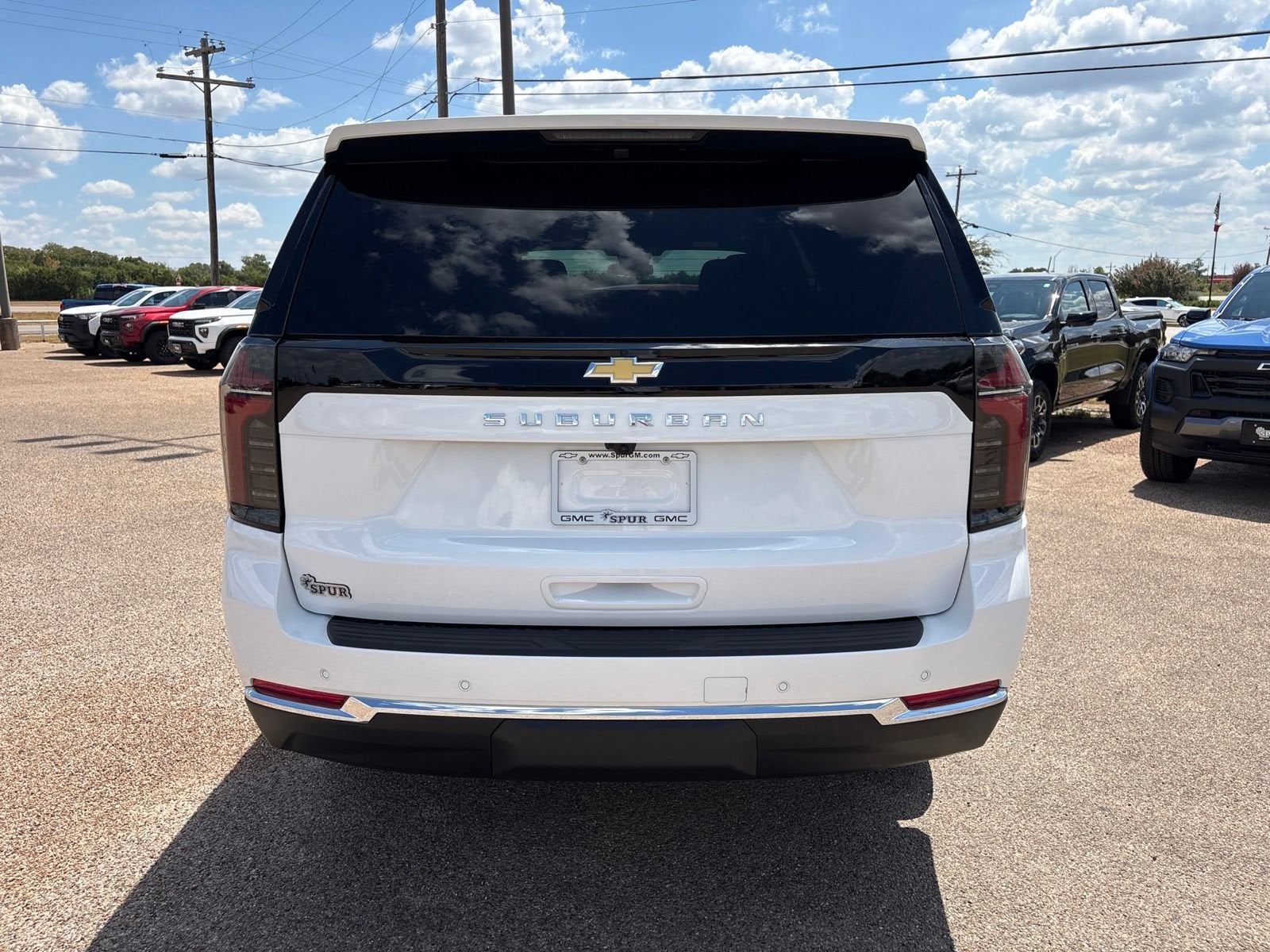 2026 Chevrolet Suburban LS