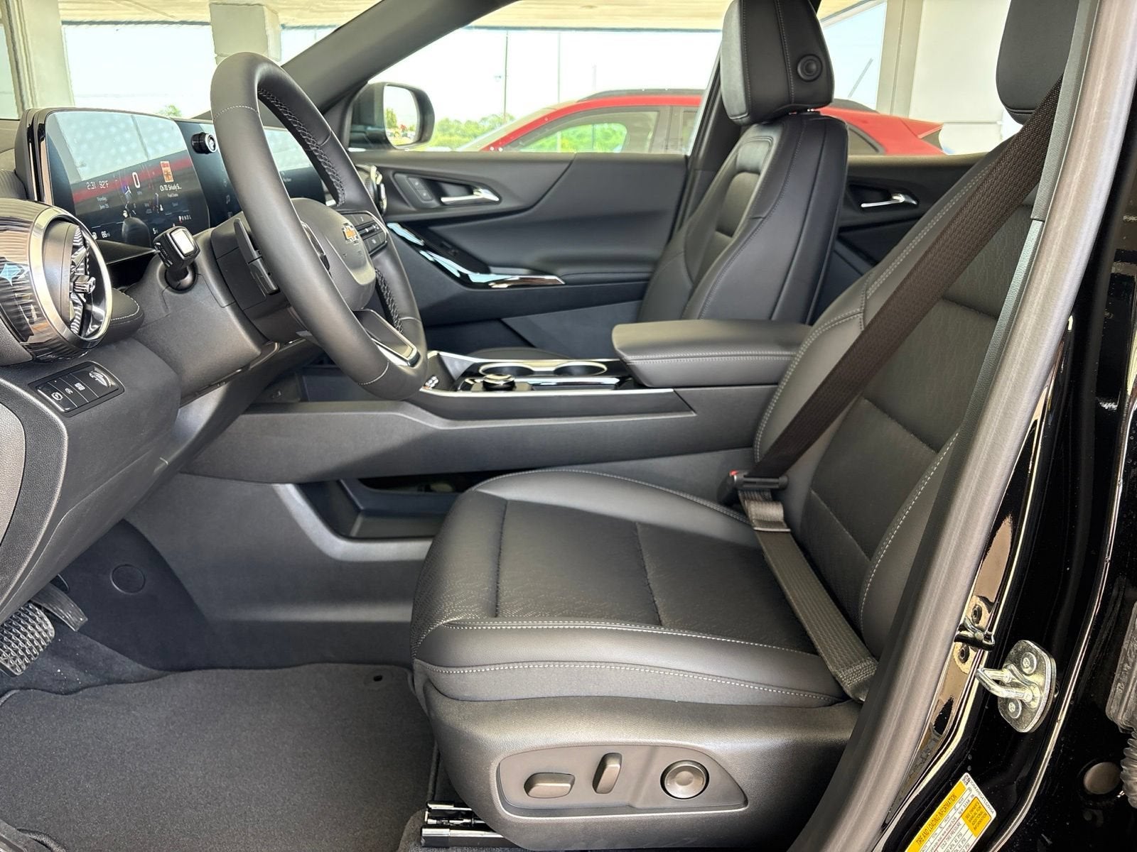 2026 Chevrolet Equinox LT - Photo 12