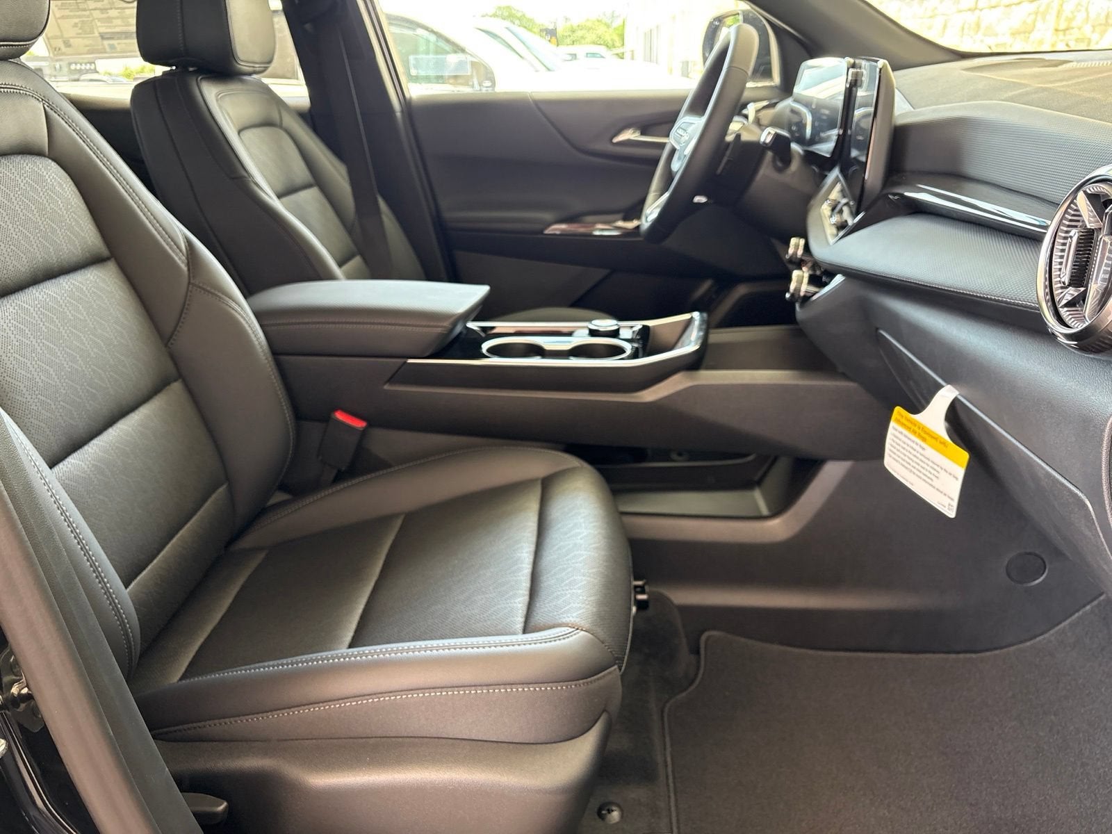 2026 Chevrolet Equinox LT - Photo 17