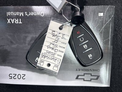 2025 Chevrolet Trax LT