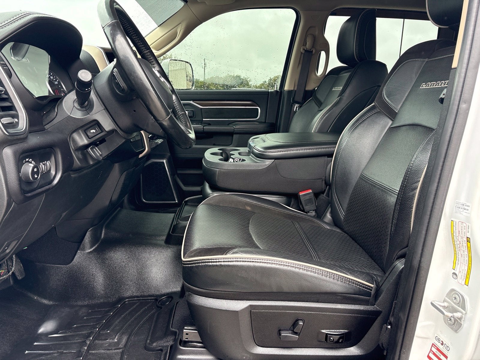 2022 RAM 2500 Laramie Crew Cab 4x4 6'4" Box
