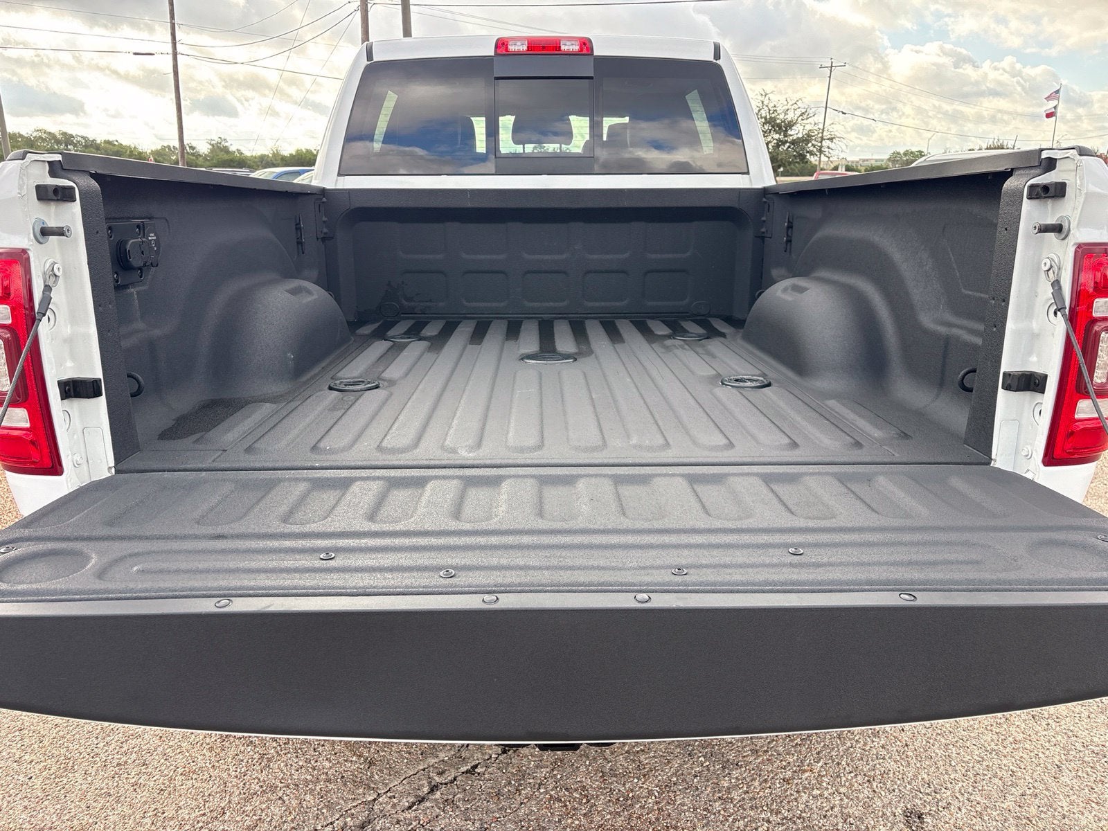 2022 RAM 2500 Laramie Mega Cab 4x4 6'4" Box